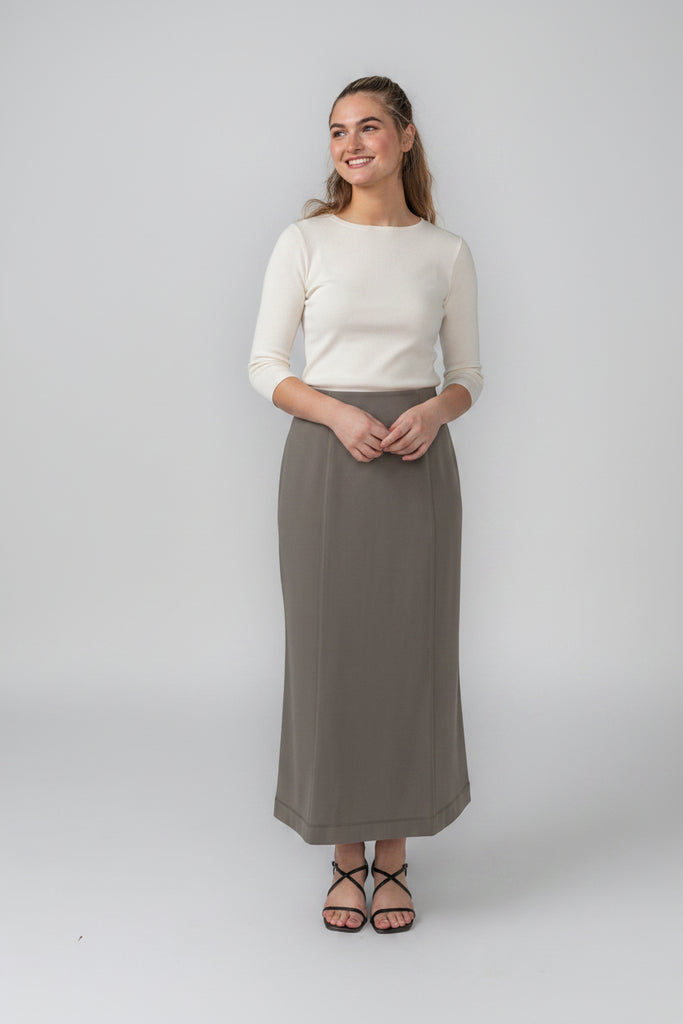 Classic Panel Antique Gray Skirt