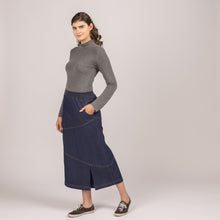Denim Skirt - Rounded Pockets & Pleat