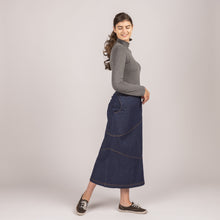 Denim Skirt - Rounded Pockets & Pleat